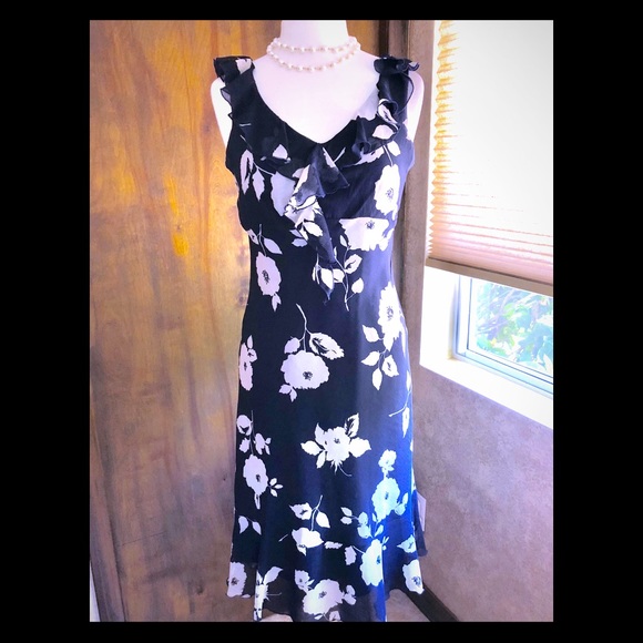 jonathan martin Dresses & Skirts - Jonathan Martin Studio silk midi dress, size 6